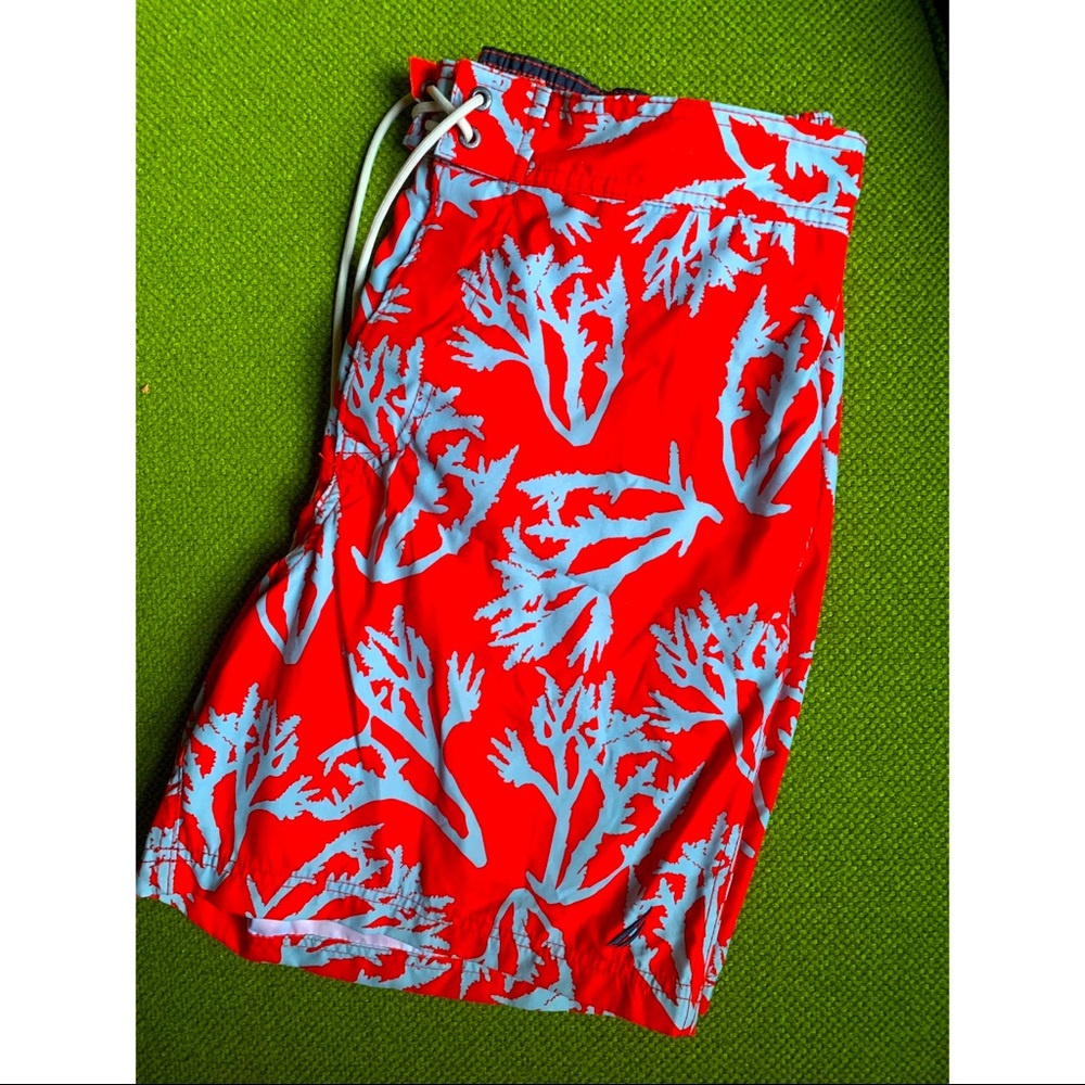 Nautica tropical swim trunks excellent shape large
